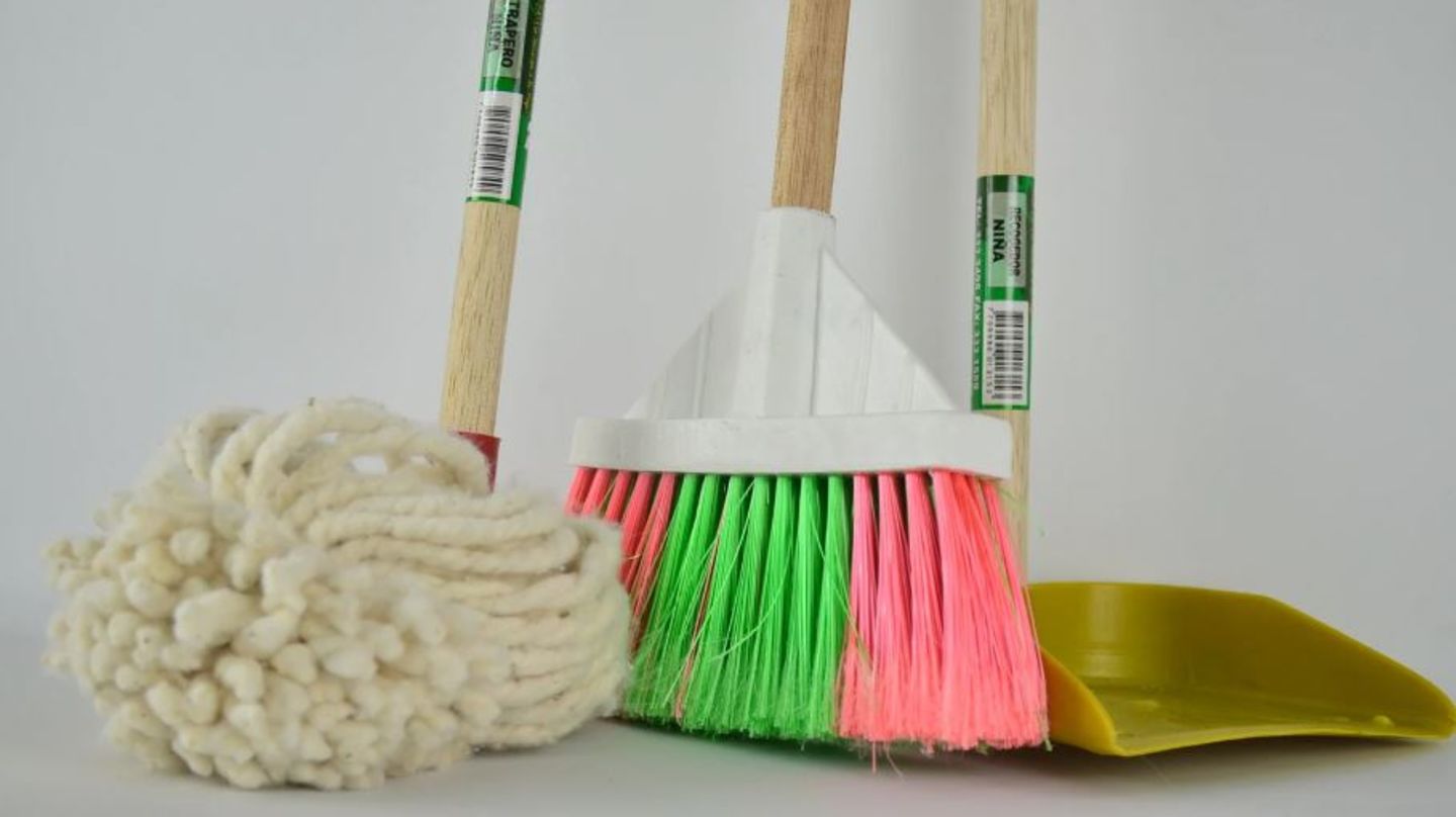 HiDubai-business-moonlight-califorca-trading-home-cleaning-services-al-ras-dubai