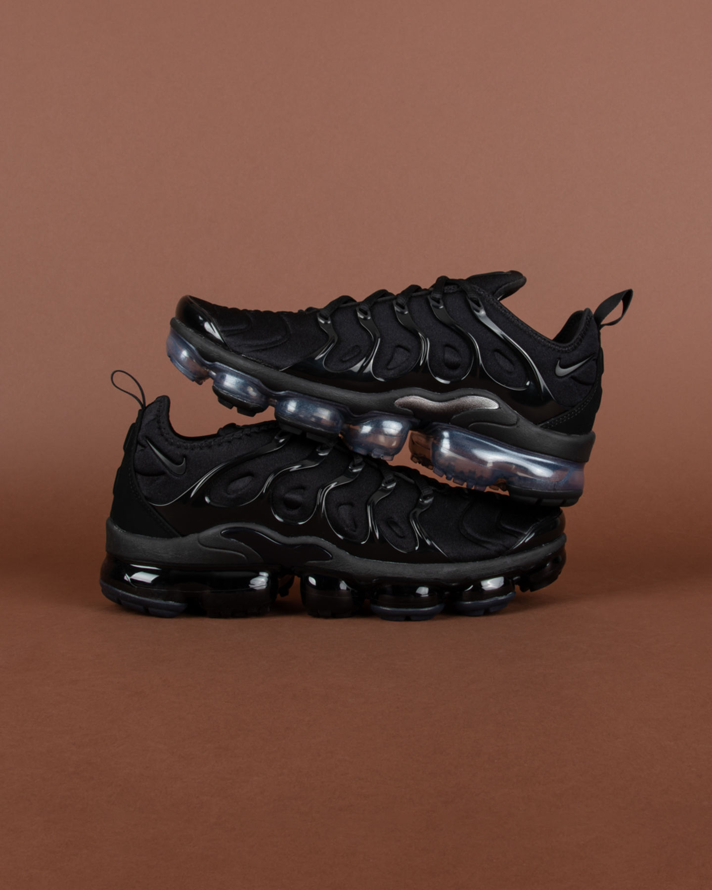 HiDubai-business-footlocker-shopping-footwear-burj-khalifa-dubai