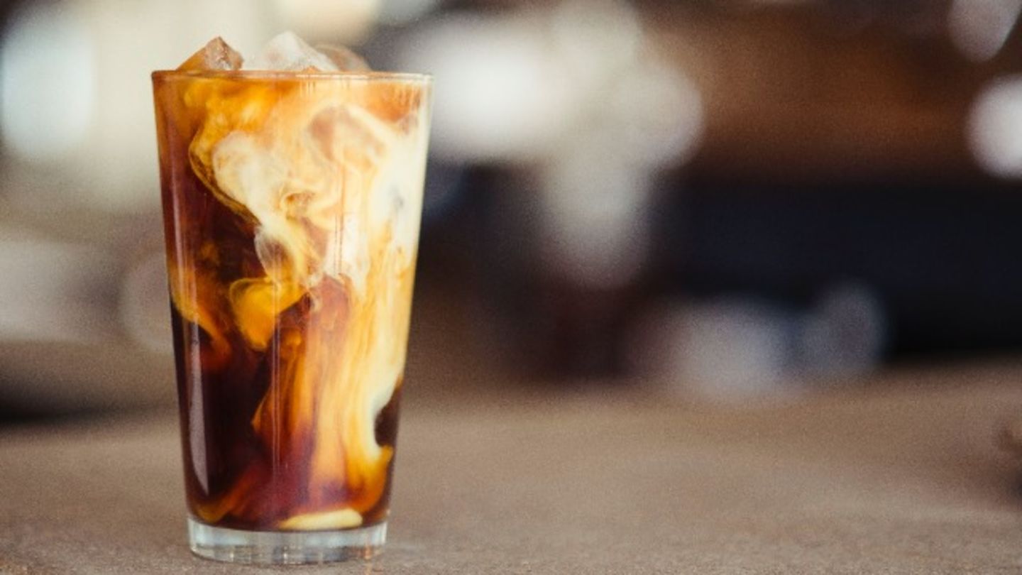 HiDubai-business-tea-treat-cafe-food-beverage-cafeterias-hor-al-anz-dubai