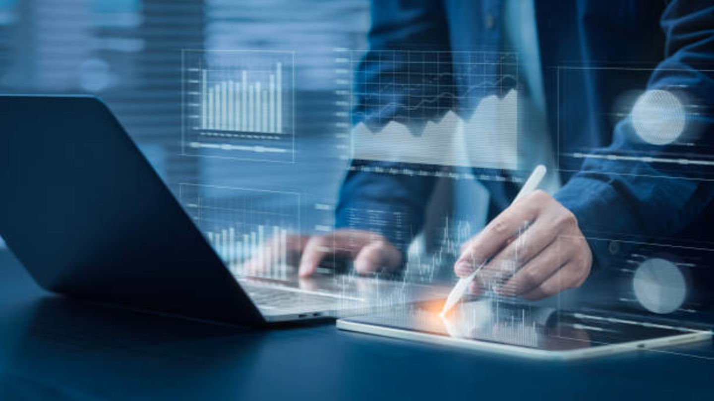HiDubai-business-al-maimana-accounting-bookkeeping-finance-legal-accounting-services-business-bay-dubai