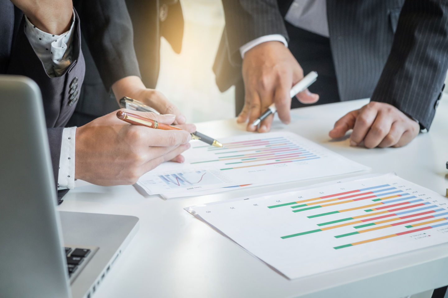 HiDubai-business-easy-businessmen-services-b2b-services-business-setup-and-pros-international-city-warsan-1-dubai