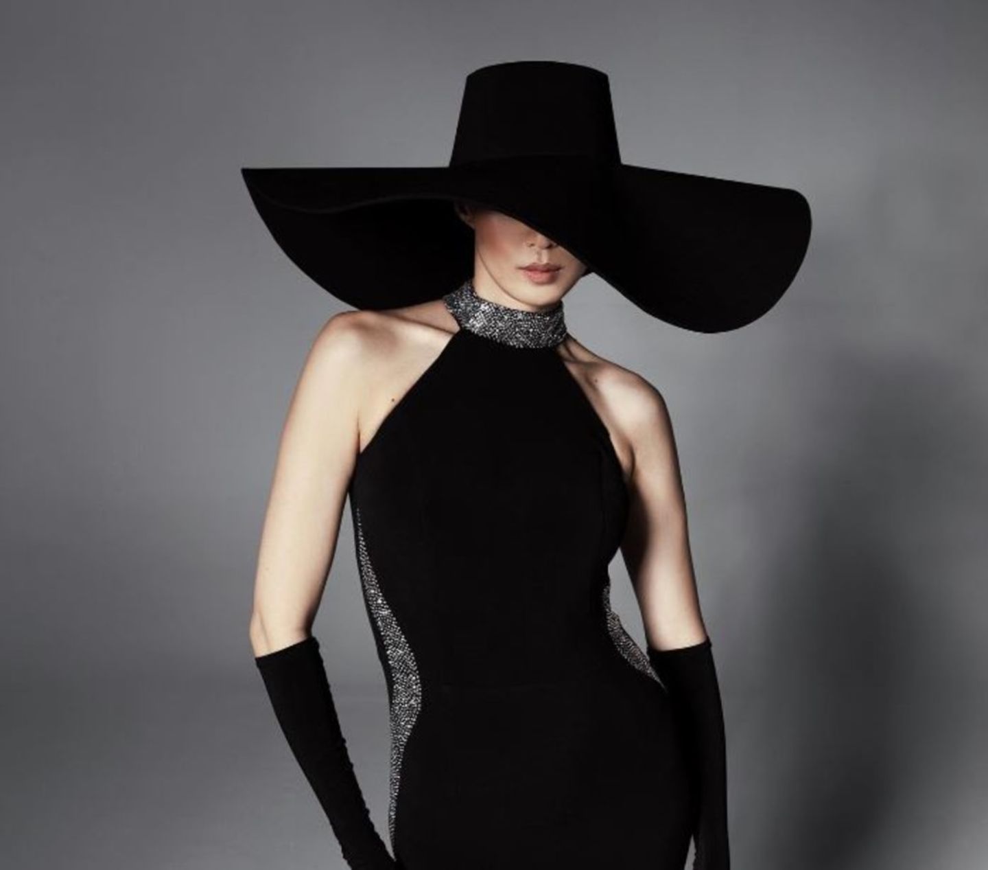 HiDubai-business-lili-blanc-fashion-design-shopping-apparel-dubai-design-district-d3-dubai