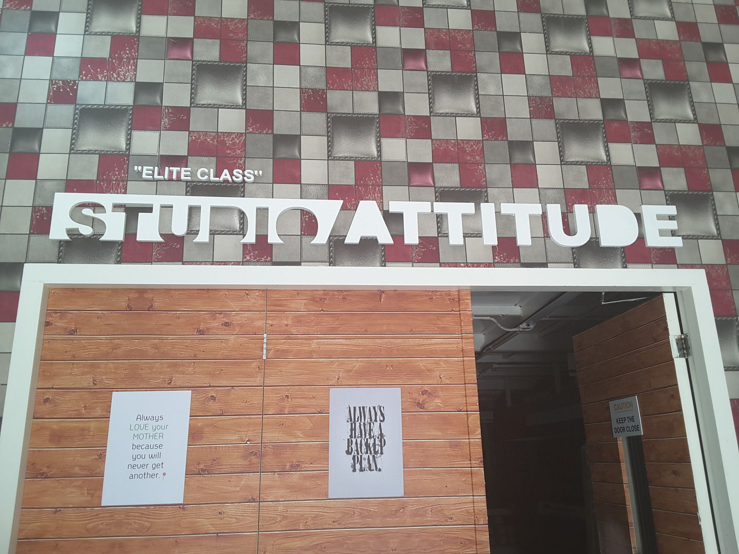 HiDubai-business-studio-attitude-b2b-services-printing-typing-services-al-quoz-industrial-1-dubai-2