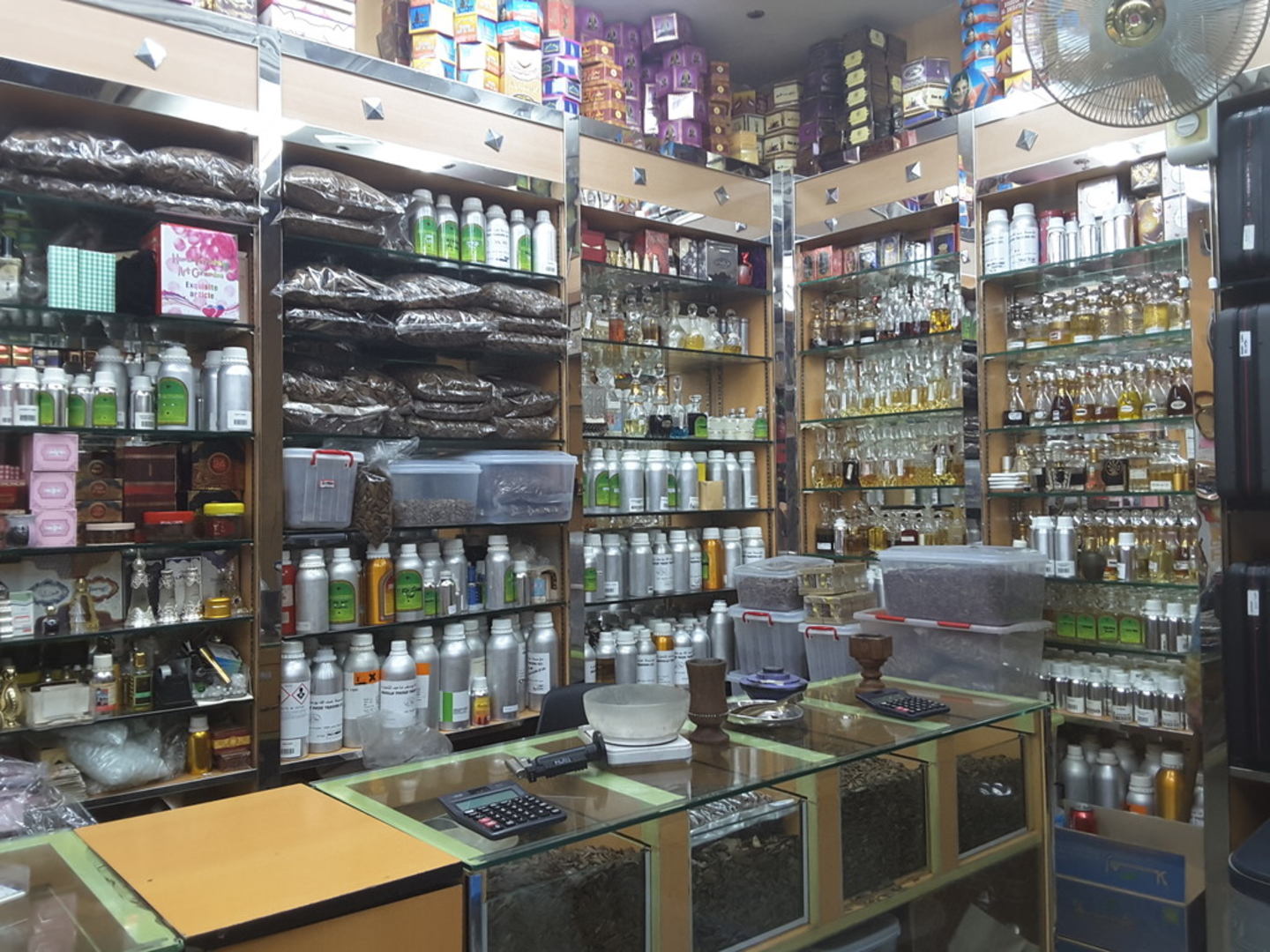 HiDubai-business-abdulla-yousuf-majid-trading-est-b2b-services-distributors-wholesalers-al-buteen-dubai-2