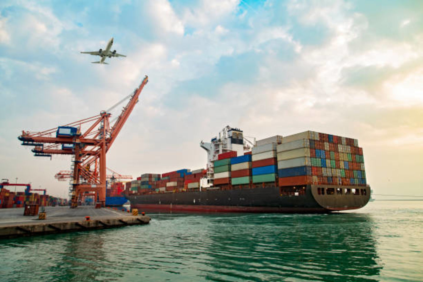 HiDubai-business-rhine-ruhr-shipping-shipping-logistics-sea-cargo-services-al-qusais-industrial-2-dubai