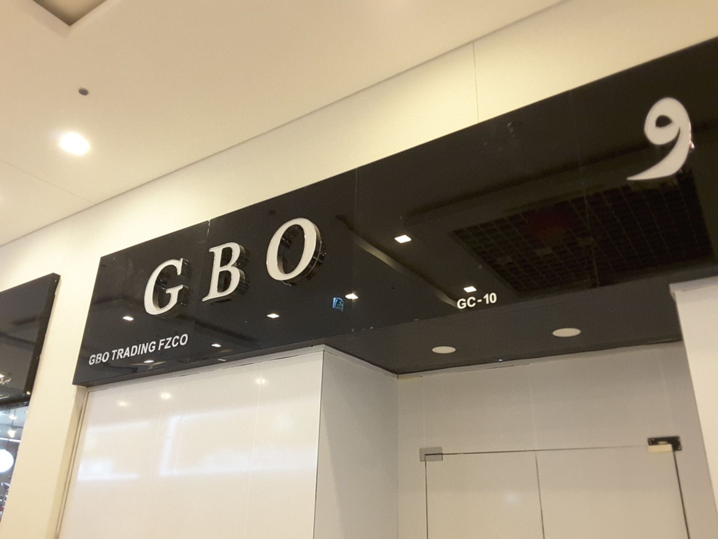 HiDubai-business-gbo-trading-shopping-fashion-accessories-international-city-warsan-1-dubai-2