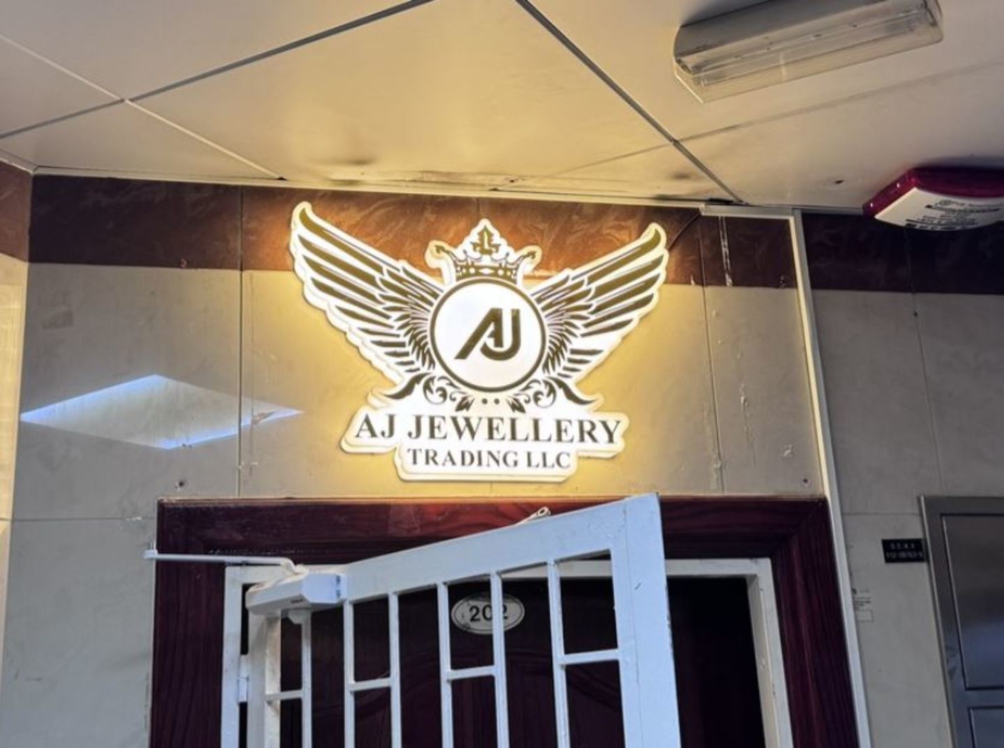 HiDubai-business-aj-jewellery-trading-shopping-jewellery-precious-stones-al-ras-dubai