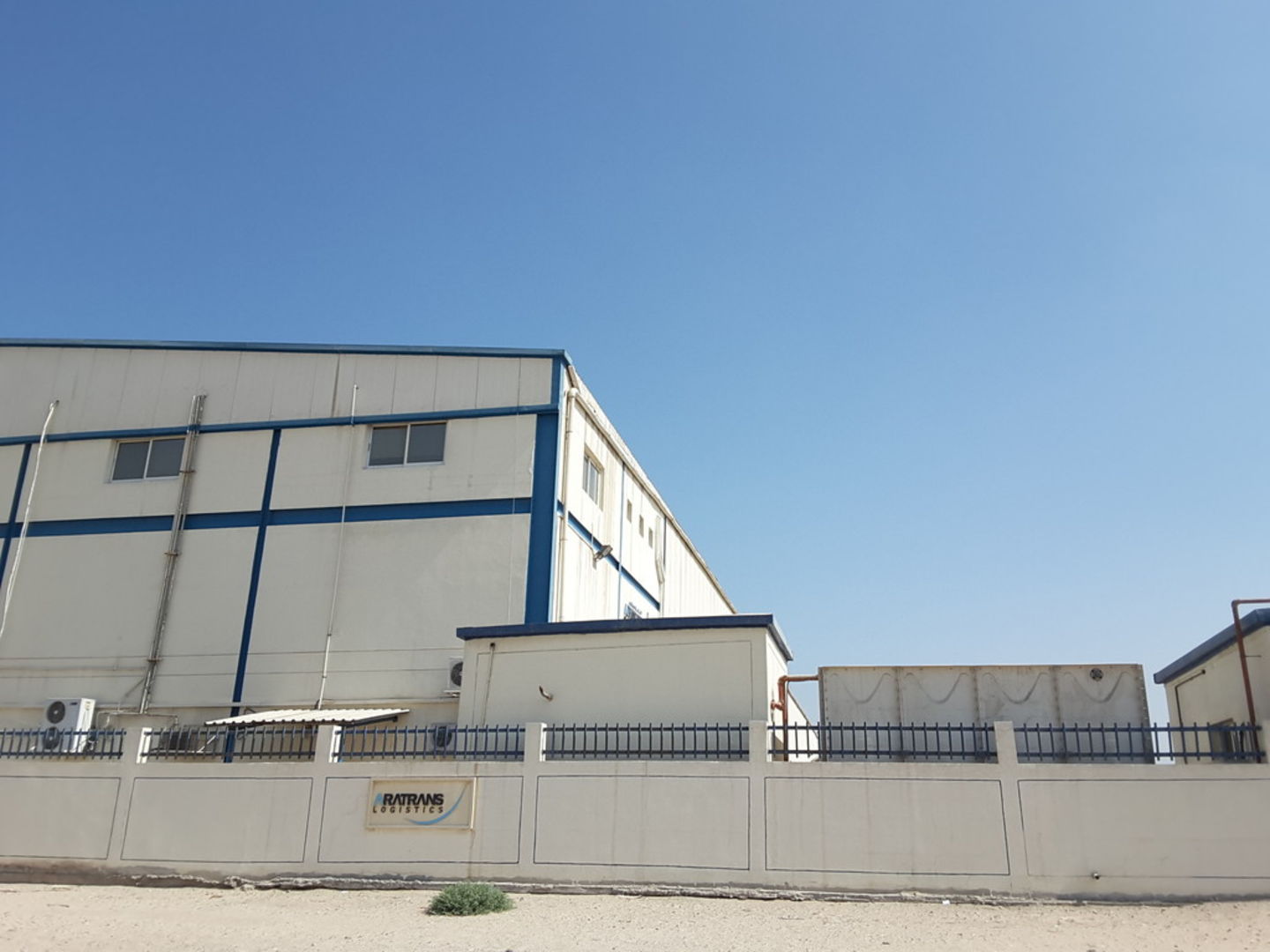 HiDubai-business-aratrans-logistics-shipping-logistics-shelving-warehousing-services-jebel-ali-free-zone-mena-jebel-ali-dubai-2