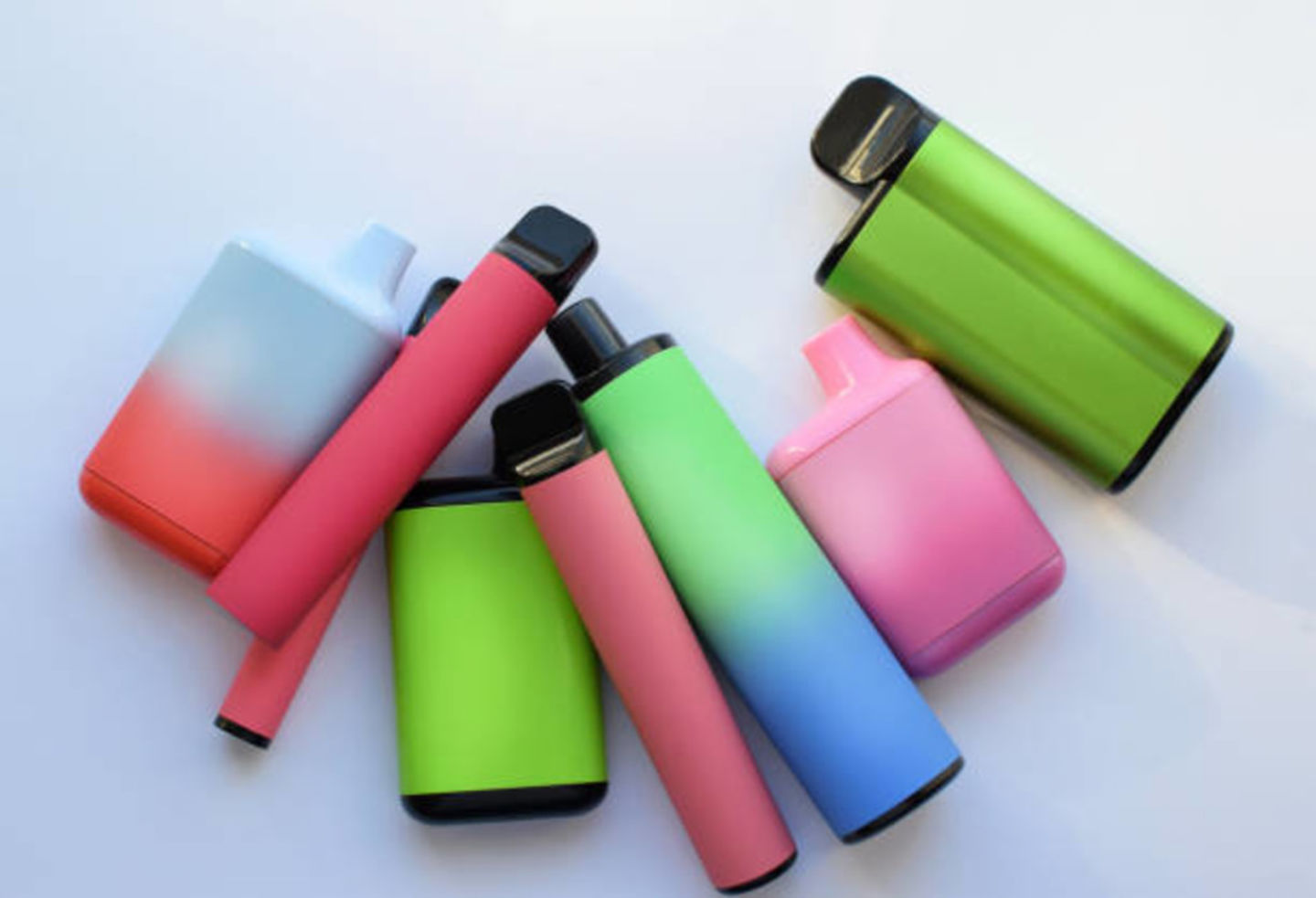 HiDubai-business-shams-al-doha-smoking-requisites-trading-shopping-smoking-centers-al-qusais-industrial-1-dubai