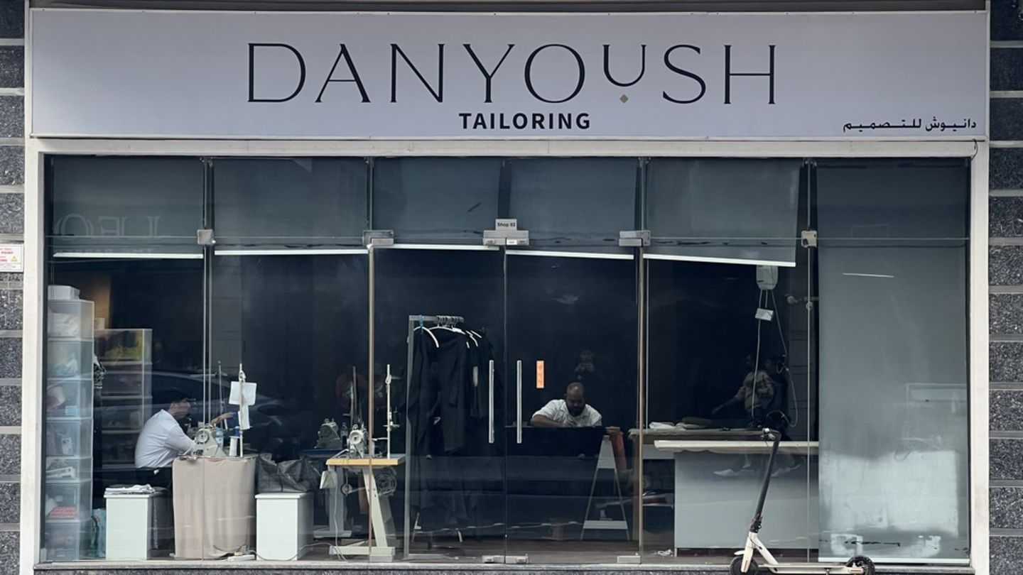 HiDubai-business-danyoush-shopping-apparel-al-karama-dubai