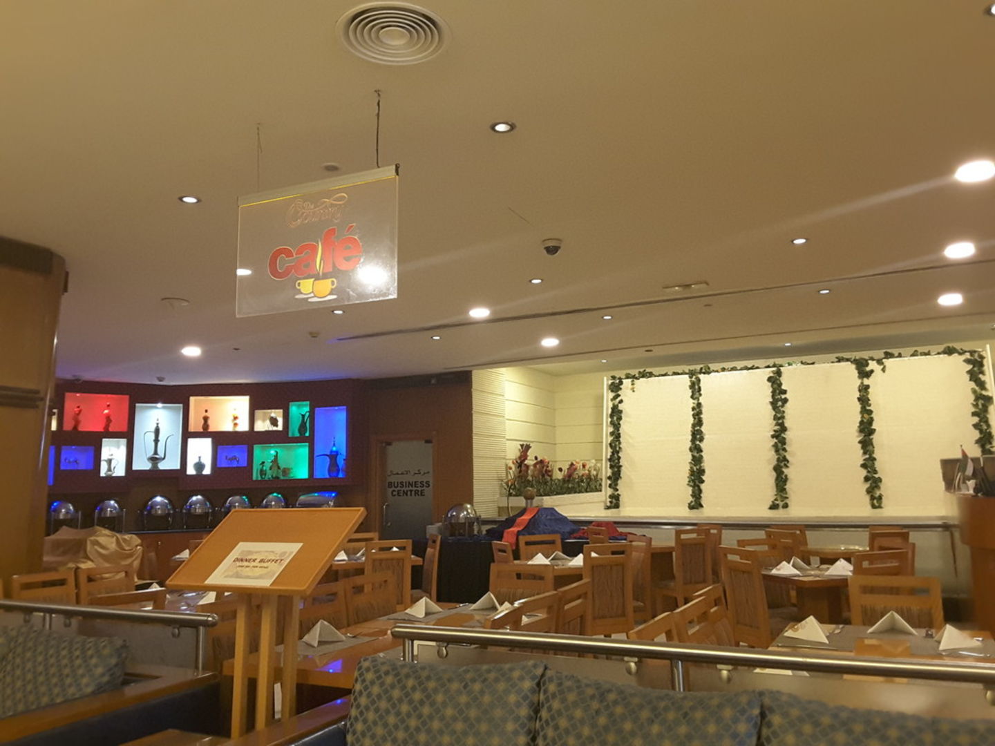 HiDubai-business-the-country-club-cafe-food-beverage-cafeterias-al-raffa-al-raffa-dubai-2