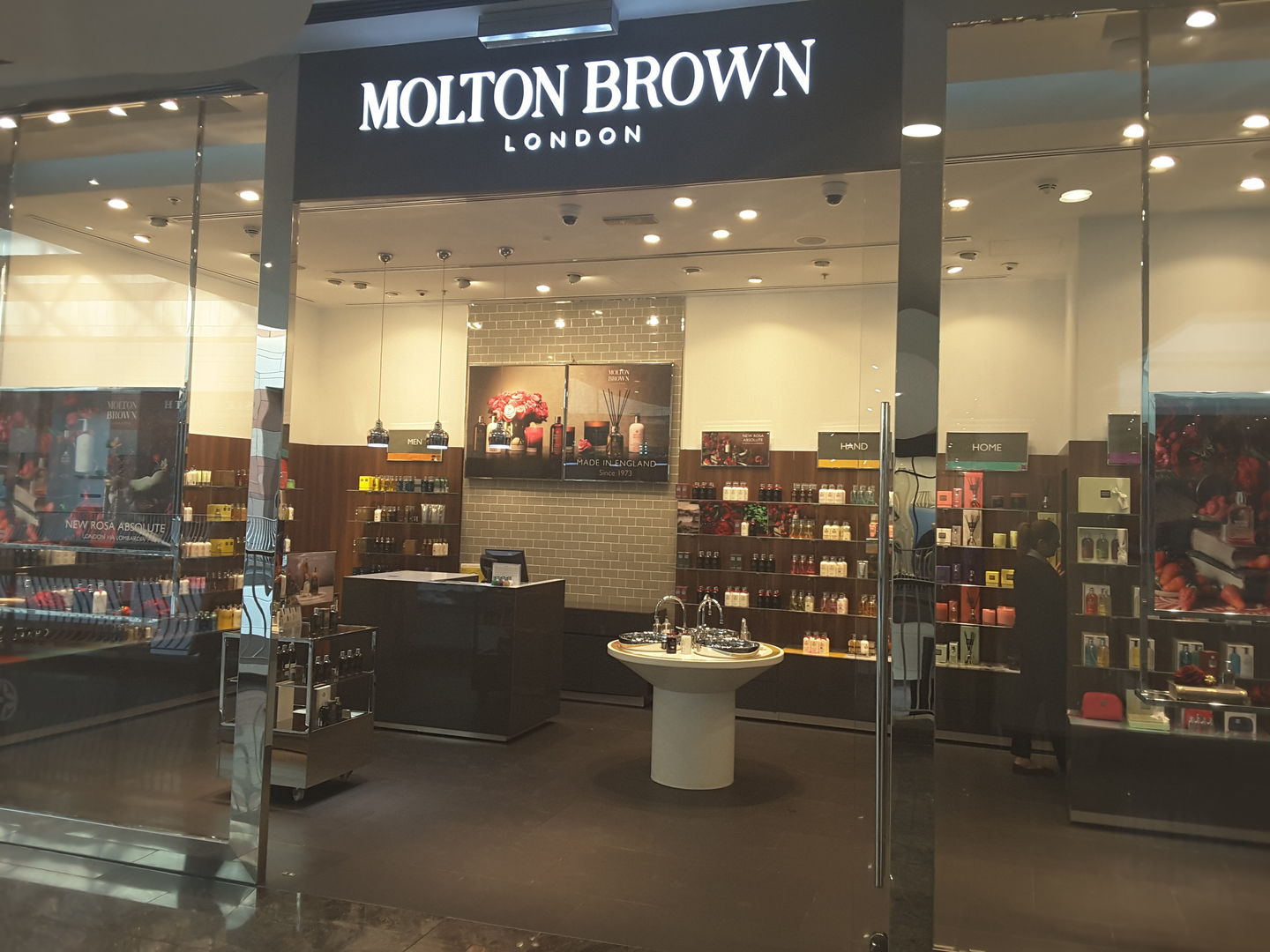 HiDubai-business-molton-brown-shopping-beauty-cosmetics-stores-dubai-festival-city-al-kheeran-1-dubai-2