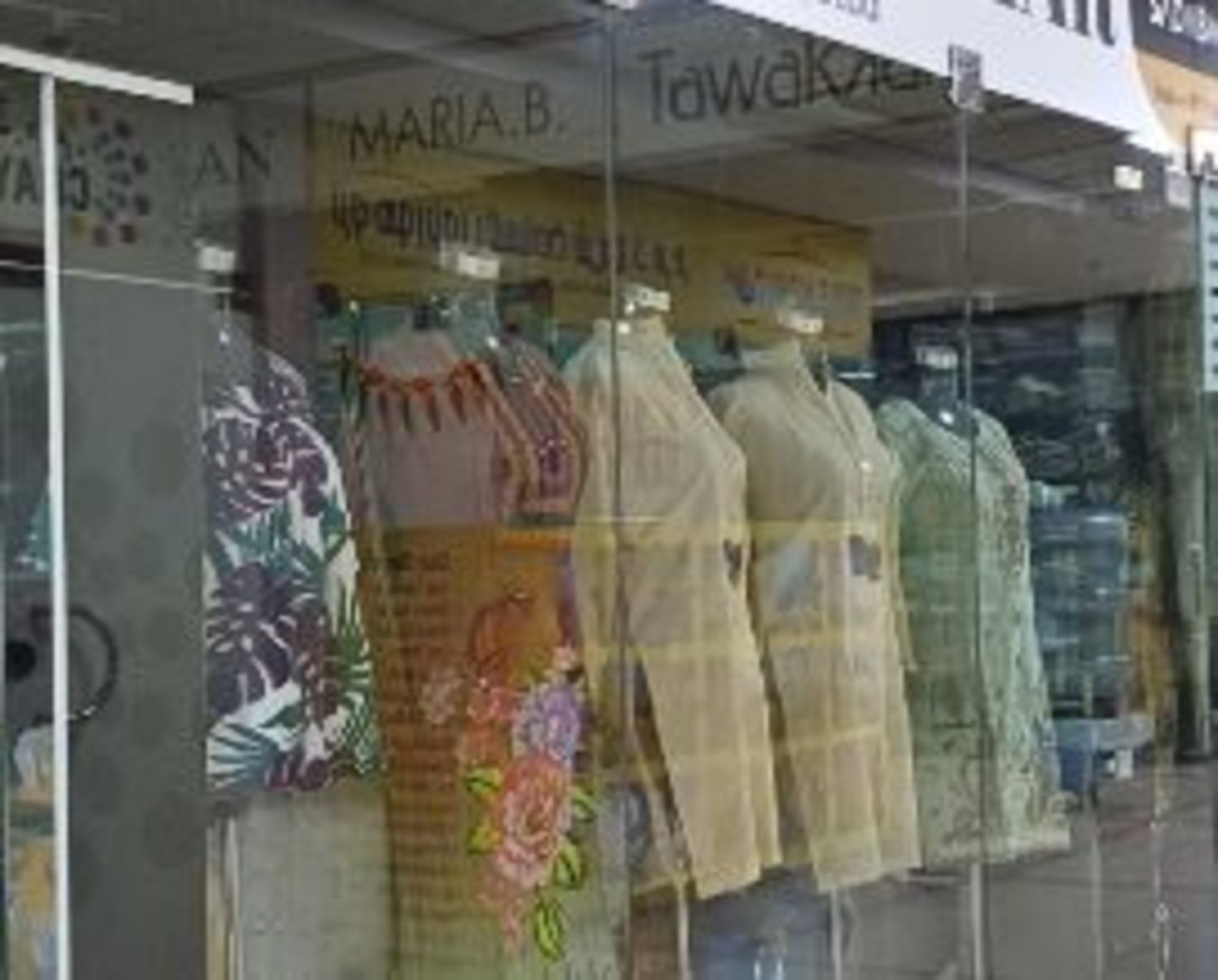 HiDubai-business-fashion-ghar-trading-shop-b2b-services-distributors-wholesalers-al-fahidi-al-souq-al-kabeer-dubai