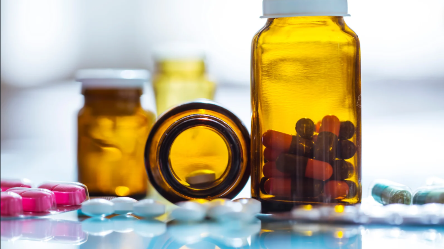 HiDubai-business-al-raaya-drug-store-beauty-wellness-health-pharmacy-al-qusais-industrial-5-dubai