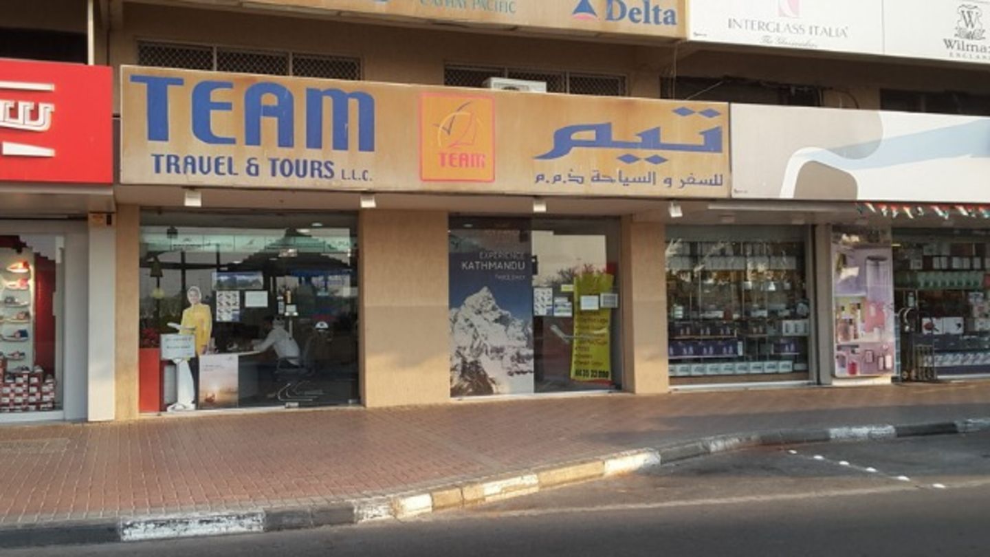 HiDubai-business-team-travel-tours-hotels-tourism-travel-ticketing-agencies-meena-bazar-al-souq-al-kabeer-dubai-2