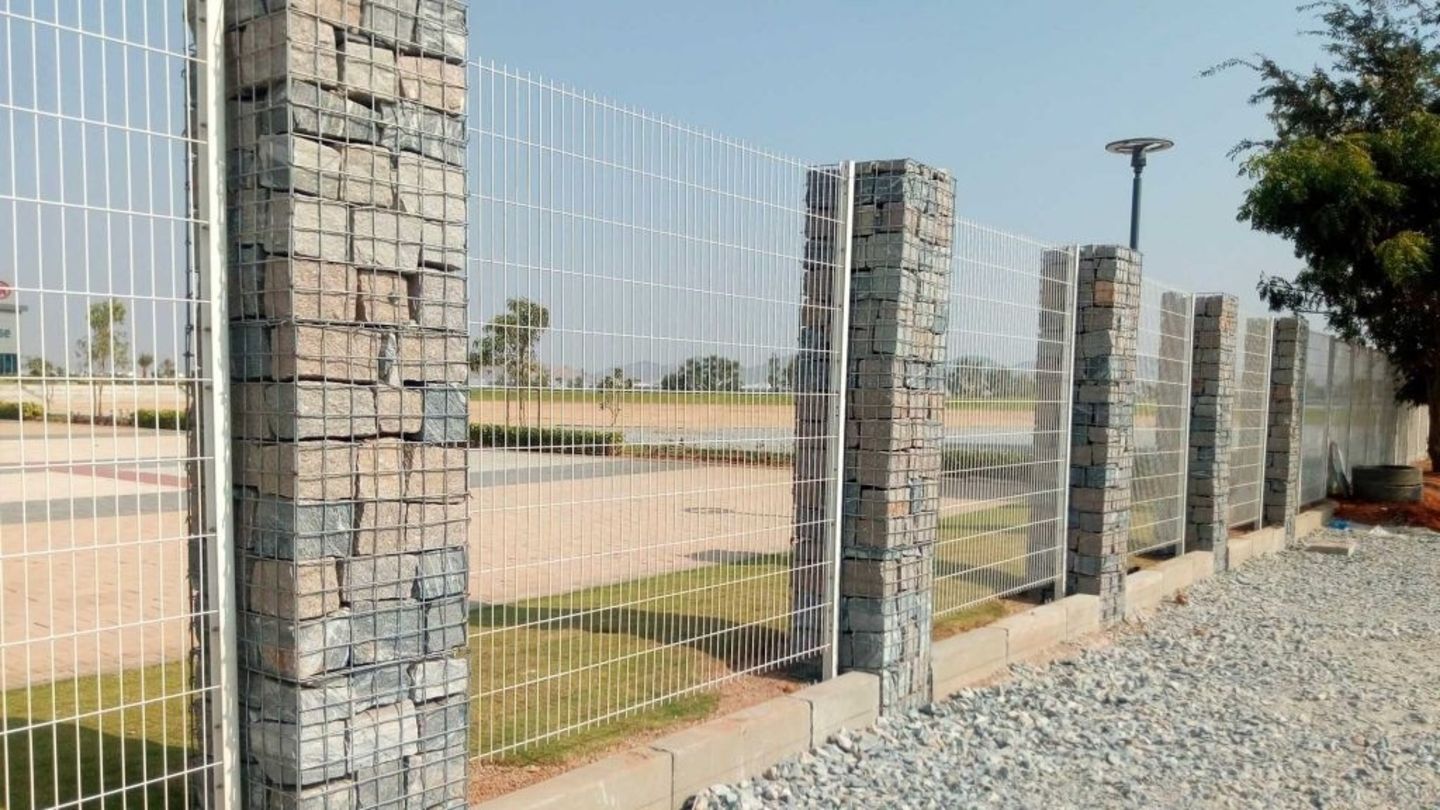 HiDubai-business-aravali-fence-b2b-services-construction-building-material-trading-jebel-ali-industrial-1-dubai