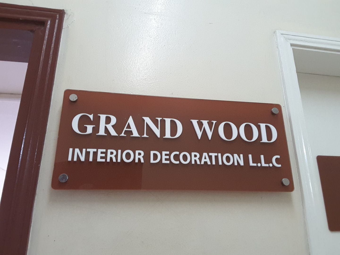 HiDubai-business-grand-wood-interior-decorations-home-interior-designers-architects-al-qusais-industrial-1-dubai-2