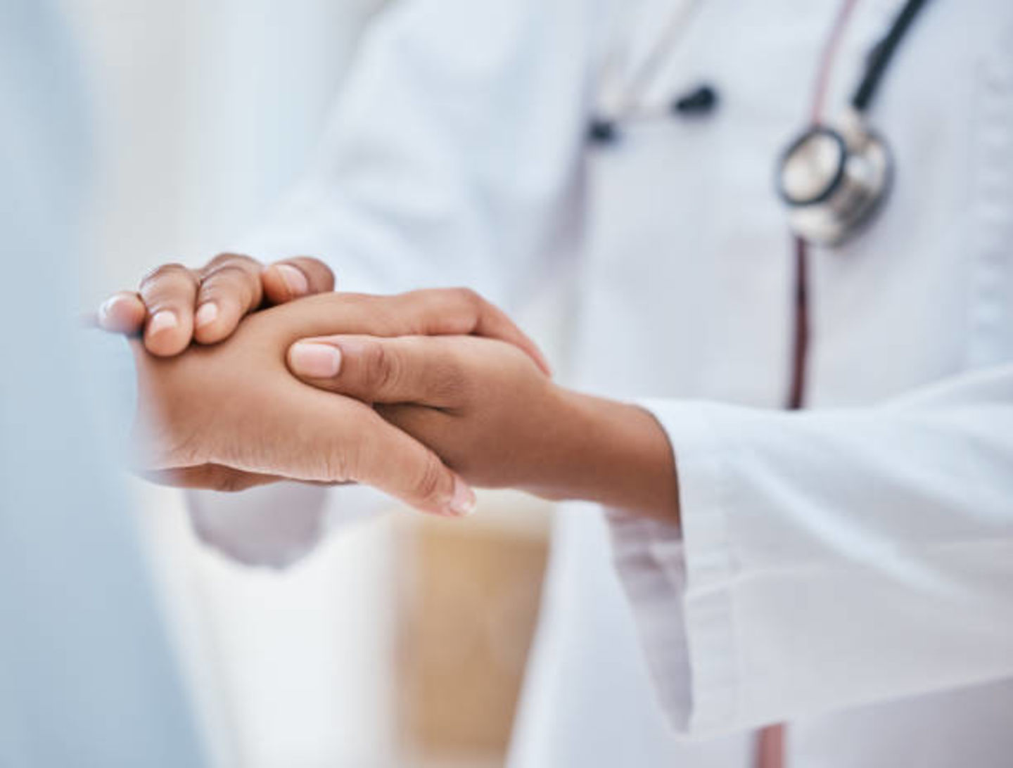 HiDubai-business-dermaluxe-clinic-l-l-c-beauty-wellness-health-hospitals-clinics-umm-suqeim-1-dubai