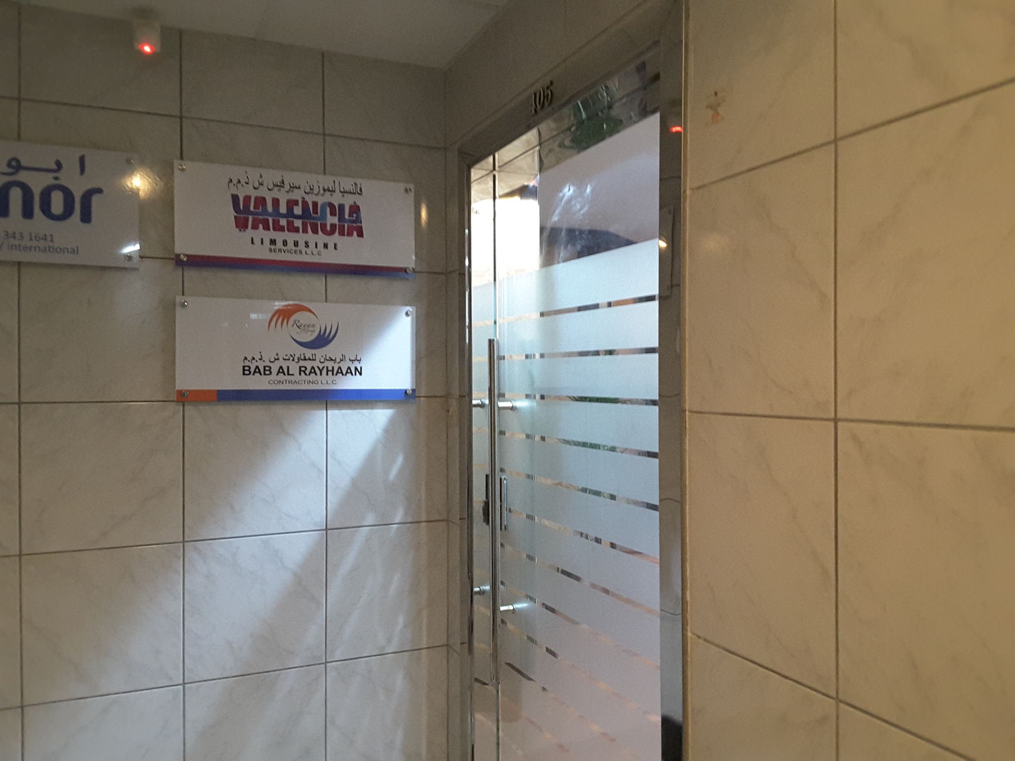 HiDubai-business-valencia-limousine-services-transport-vehicle-services-private-transport-al-muraqqabat-dubai-2