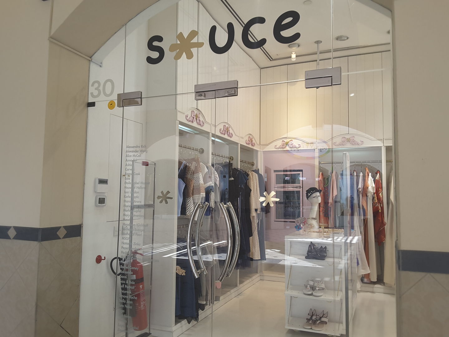 HiDubai-business-sauce-shopping-apparel-jumeirah-1-dubai-2