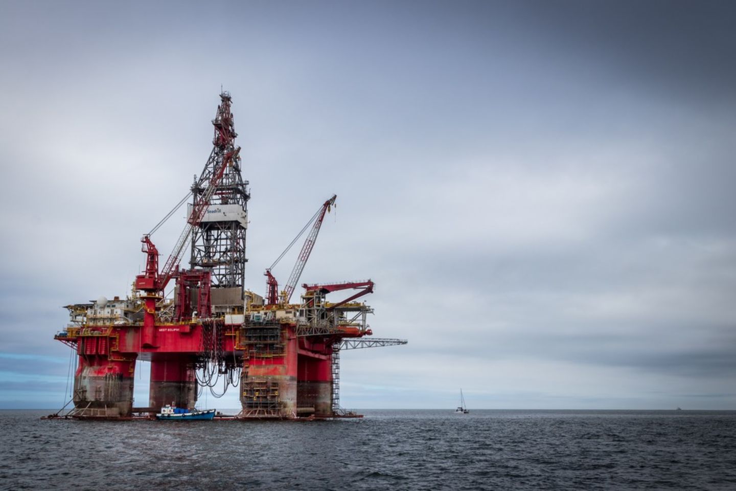 HiDubai-business-flex-energy-petrochemical-trading-construction-heavy-industries-oil-gas-companies-business-bay-dubai