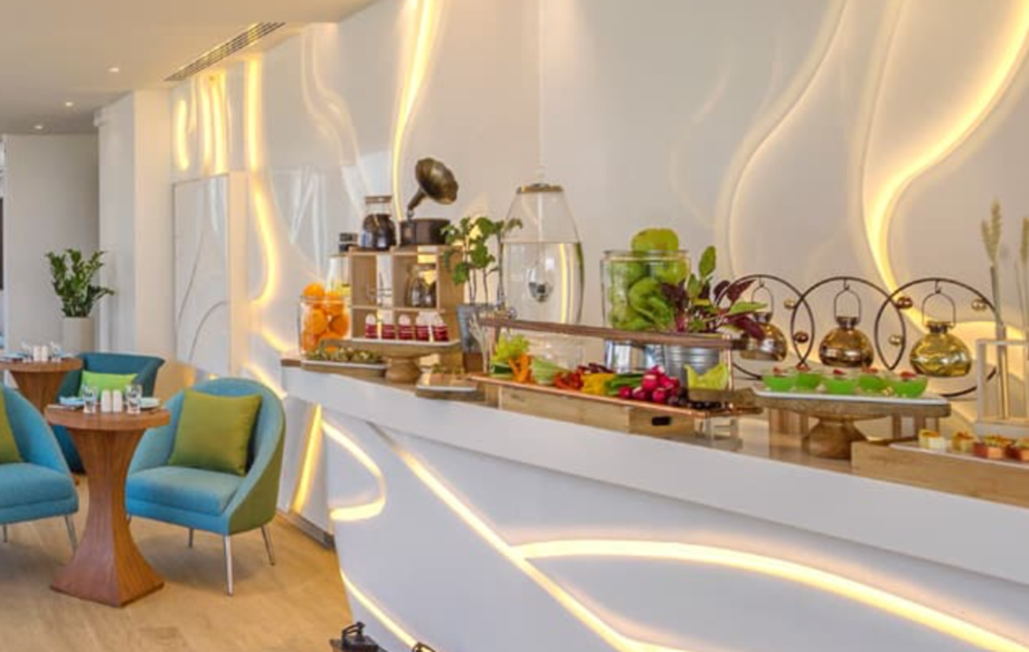 HiDubai-business-club-lounge-cafe-food-beverage-restaurants-bars-the-palm-jumeirah-nakhlat-jumeirah-dubai
