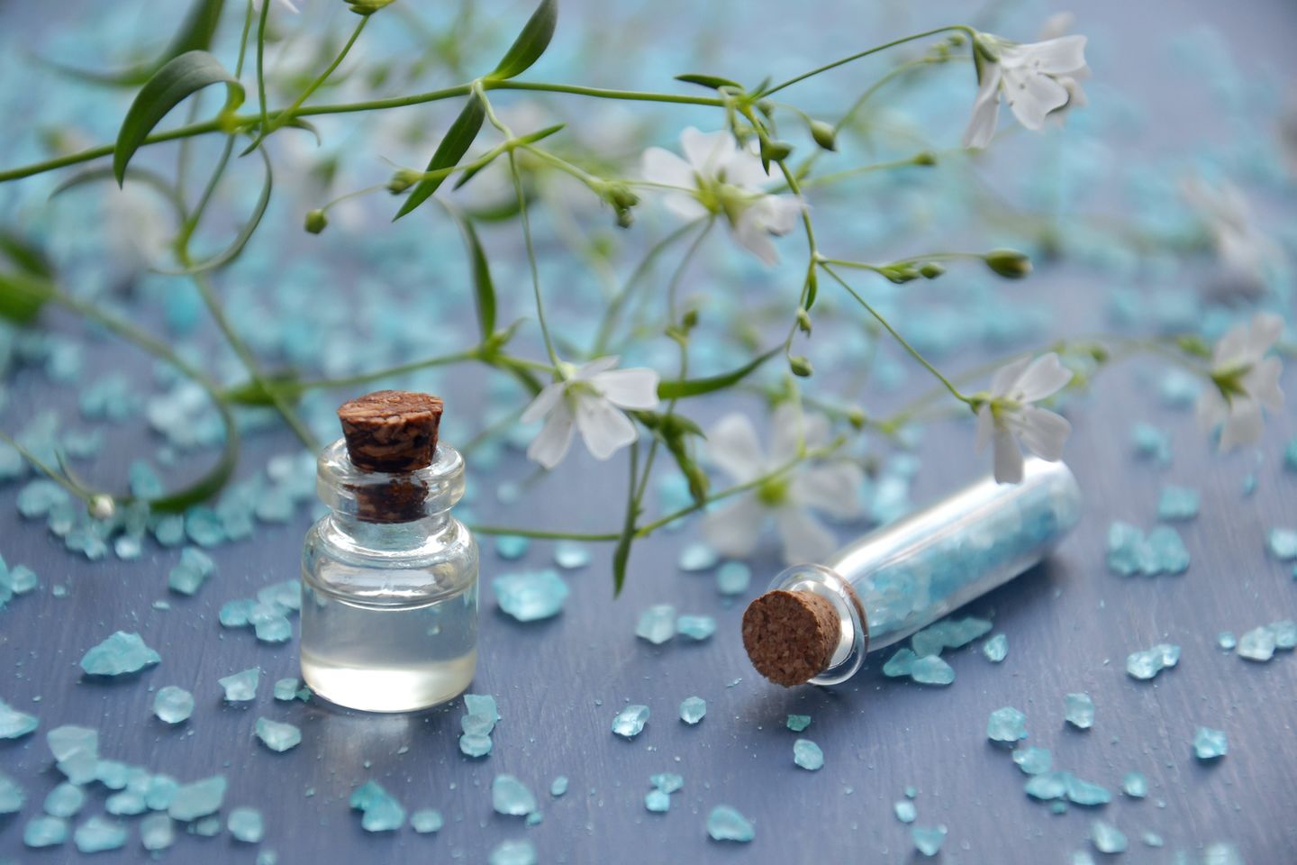HiDubai-business-aster-light-shopping-beauty-cosmetics-stores-mankhool-dubai-2