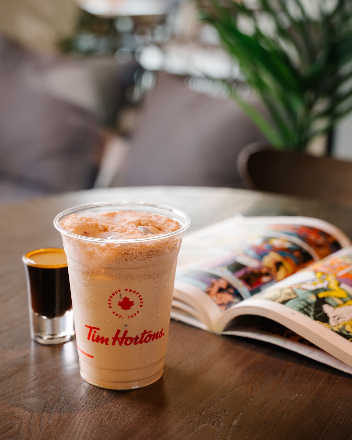 HiDubai-business-tim-hortons-cafe-bake-shop-food-beverage-coffee-shops-trade-centre-1-dubai-4