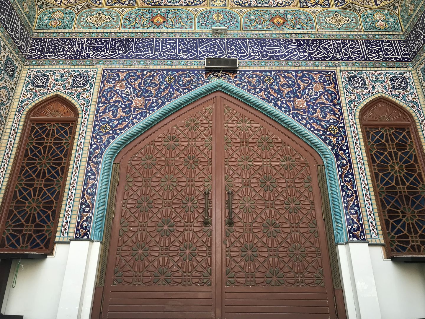 HiDubai-business-iranian-mosque-others-religious-centres-jumeirah-1-dubai