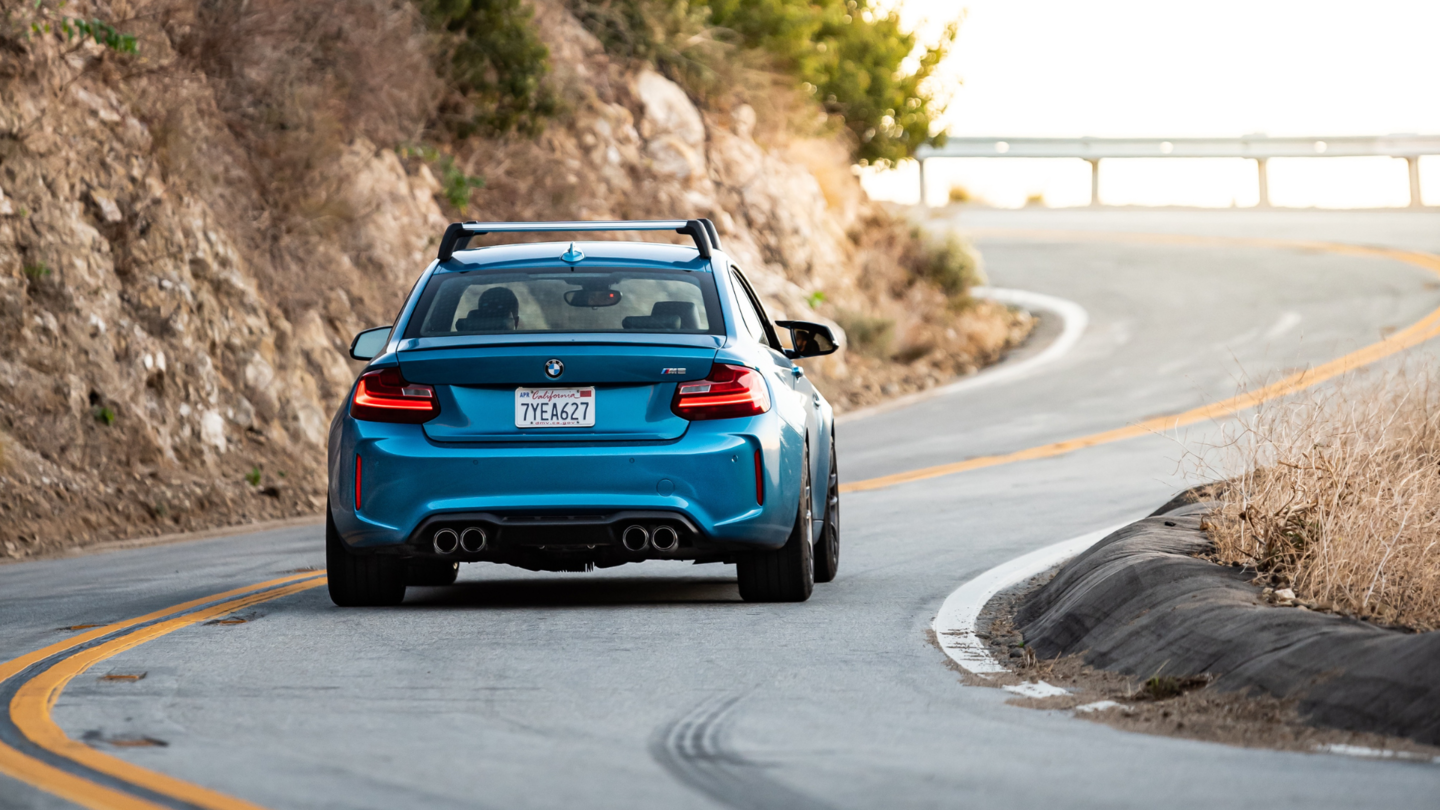 HiDubai-business-omm-car-rental-transport-vehicle-services-car-rental-services-port-saeed-dubai