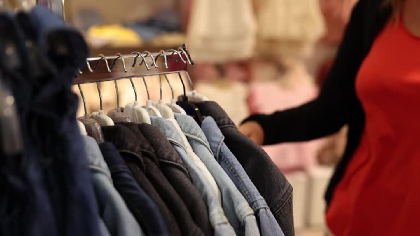 HiDubai-business-najmat-minerfa-garments-trading-shopping-apparel-al-ras-dubai