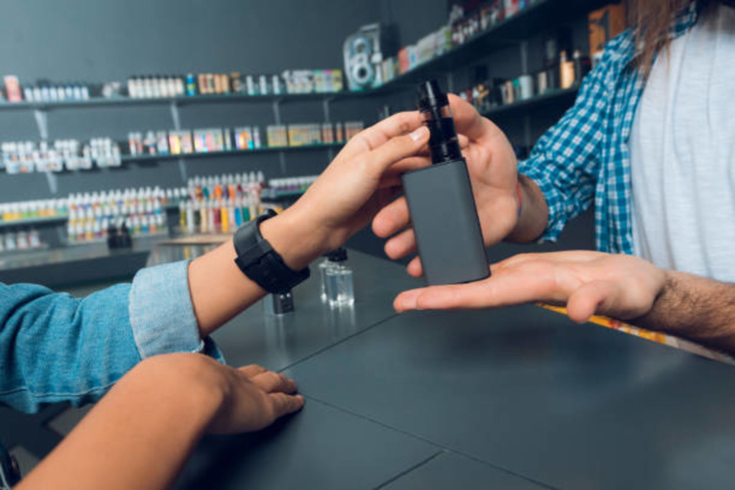 HiDubai-business-vape-smoke-24-shopping-smoking-centers-trade-centre-1-dubai
