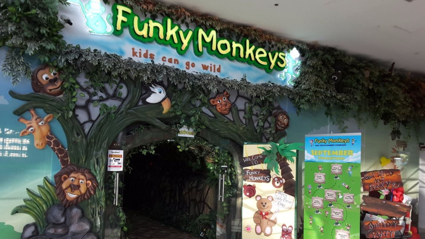 HiDubai-business-funky-monkeys-leisure-culture-amusement-parks-arcades-al-wasl-dubai-2
