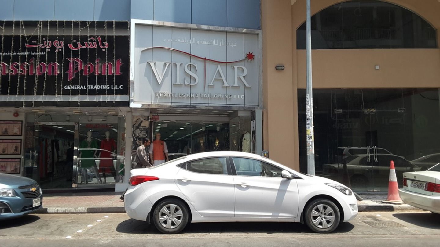 HiDubai-business-vistar-textiles-tailoring-shopping-apparel-meena-bazar-al-souq-al-kabeer-dubai-2