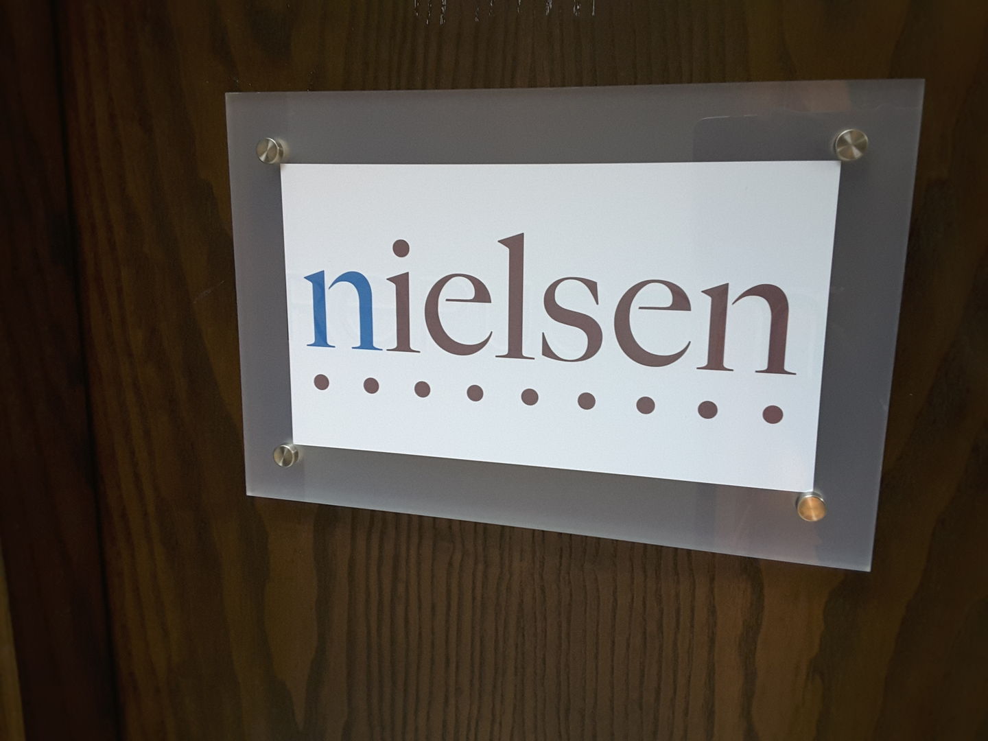 HiDubai-business-nielsen-media-marketing-it-research-survey-companies-dubai-media-city-al-sufouh-2-dubai-2