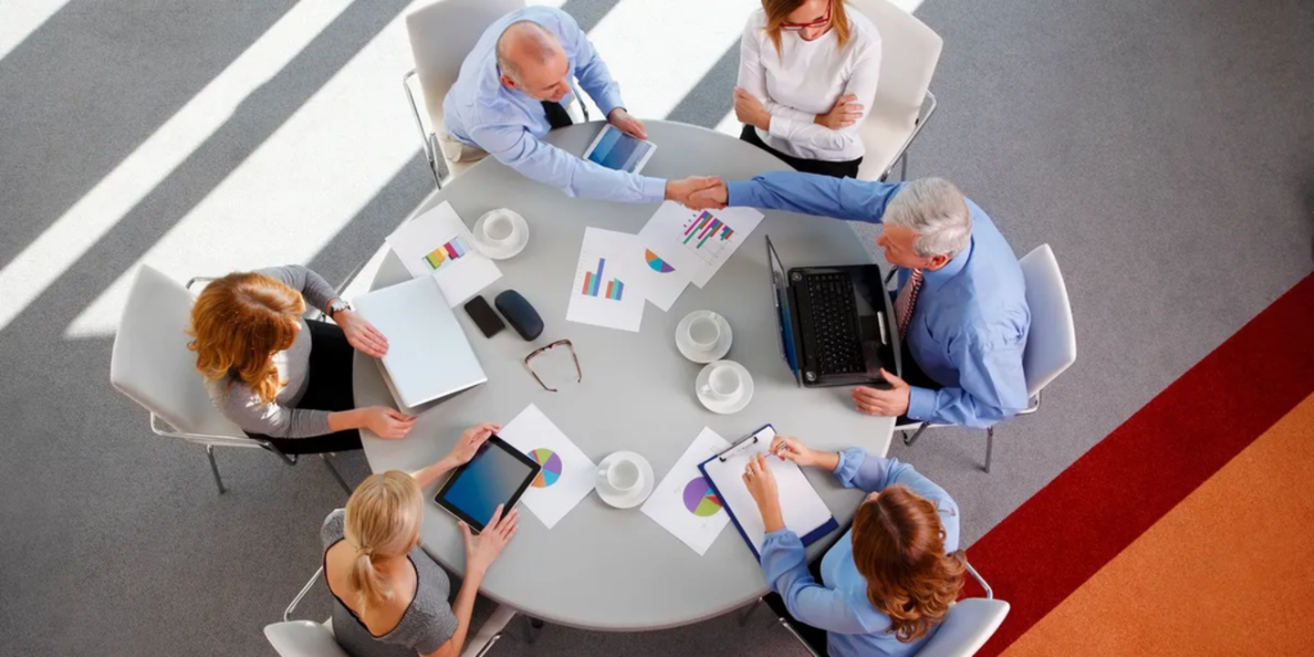 HiDubai-business-platinum-arena-electronics-trading-b2b-services-distributors-wholesalers-meena-bazar-al-souq-al-kabeer-dubai