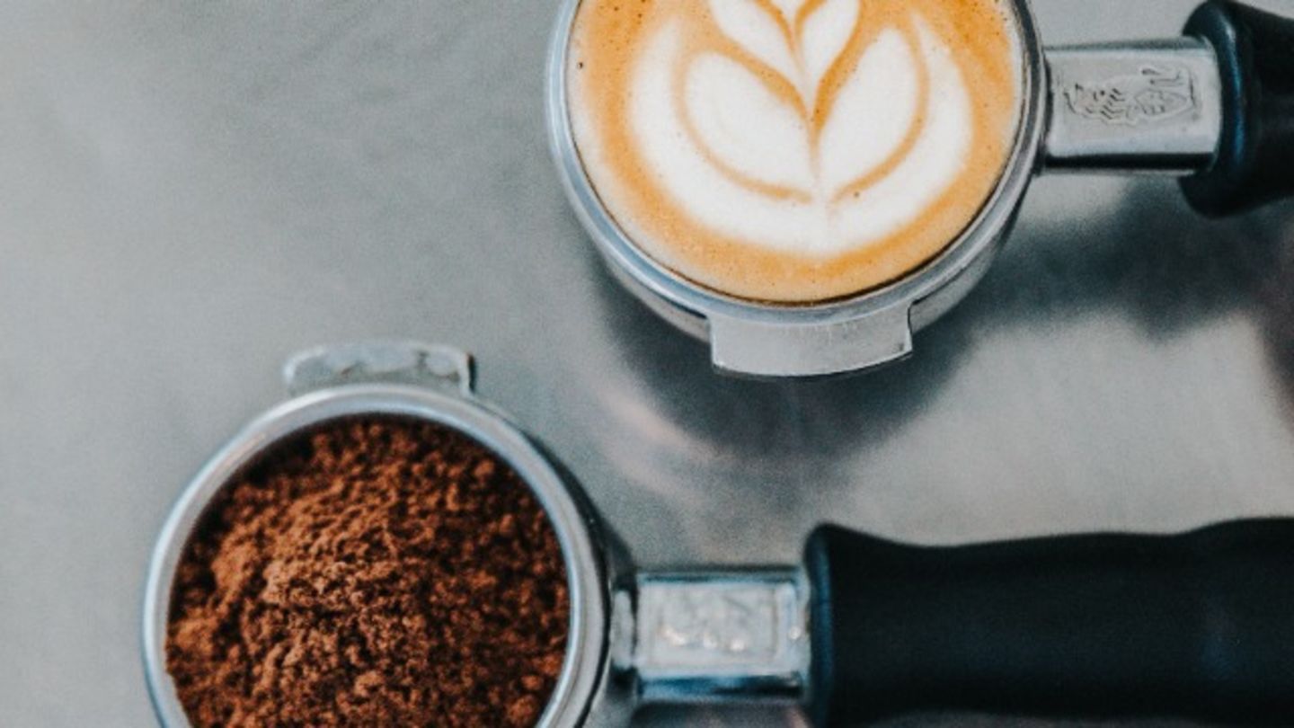 HiDubai-business-wall-street-cafe-food-beverage-coffee-shops-hatta-dubai