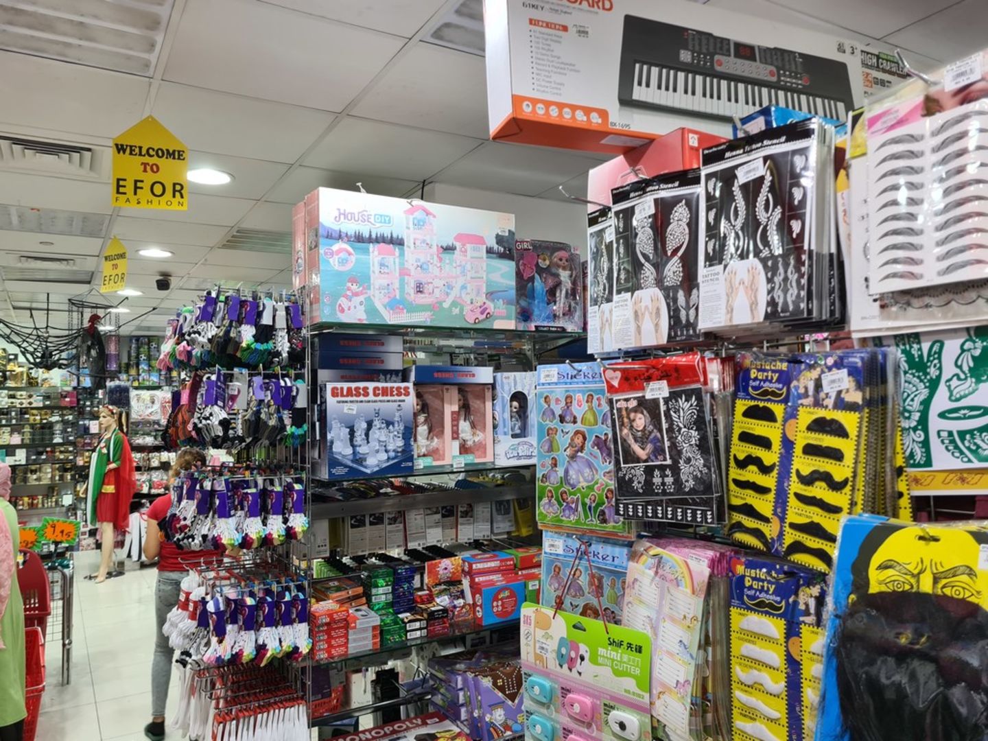 HiDubai-business-efor-fashion-shopping-apparel-dubai-silicon-oasis-nadd-hessa-dubai