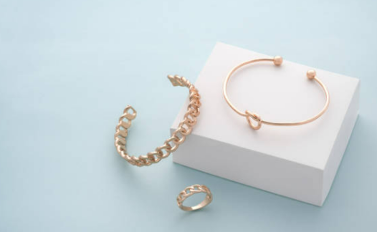 HiDubai-business-samina-jewellery-trading-shopping-jewellery-precious-stones-meena-bazar-al-souq-al-kabeer-dubai