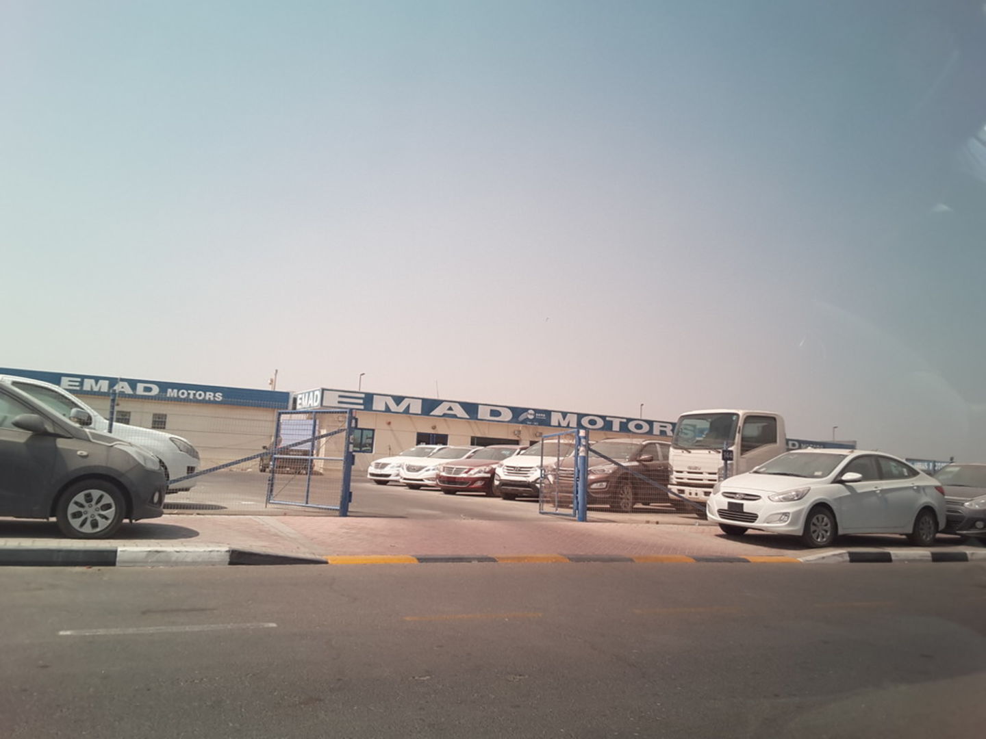 HiDubai-business-emad-motors-transport-vehicle-services-car-showrooms-service-centres-ras-al-khor-industrial-3-dubai