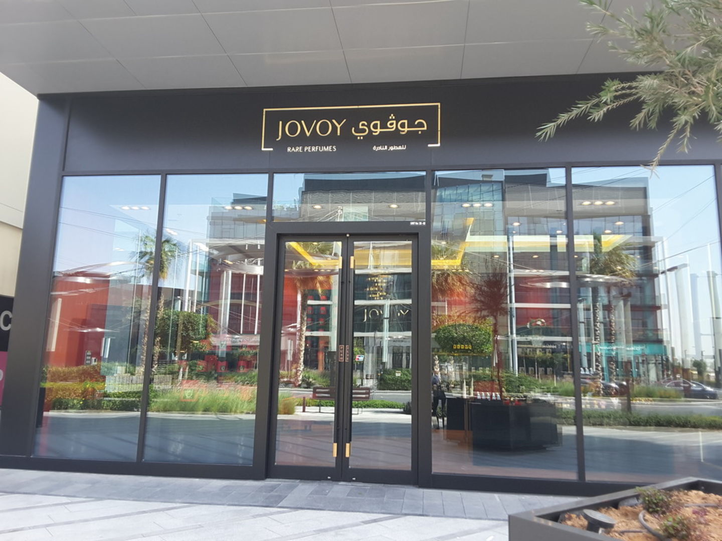 HiDubai-business-jovoy-shopping-beauty-cosmetics-stores-al-wasl-dubai-2