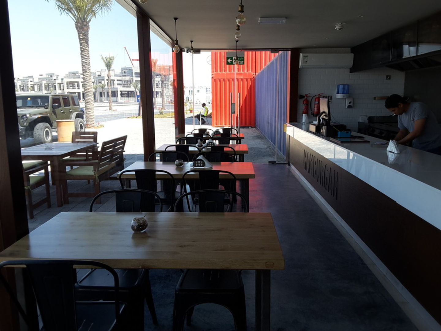 HiDubai-business-hamburgah-food-beverage-restaurants-bars-port-rashid-al-melaheyah-dubai-2