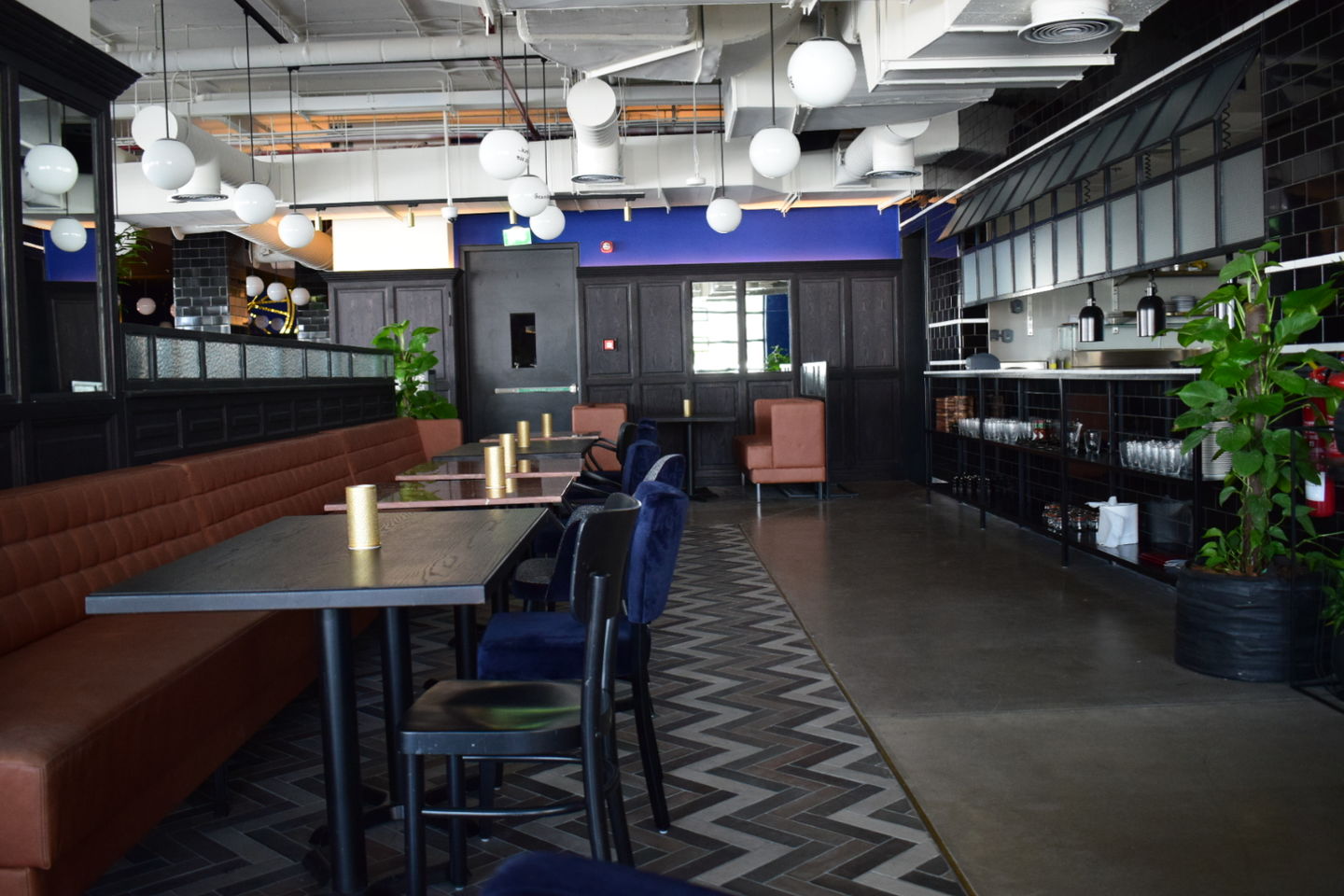 HiDubai-business-le-petit-belge-food-beverage-restaurants-bars-business-bay-dubai