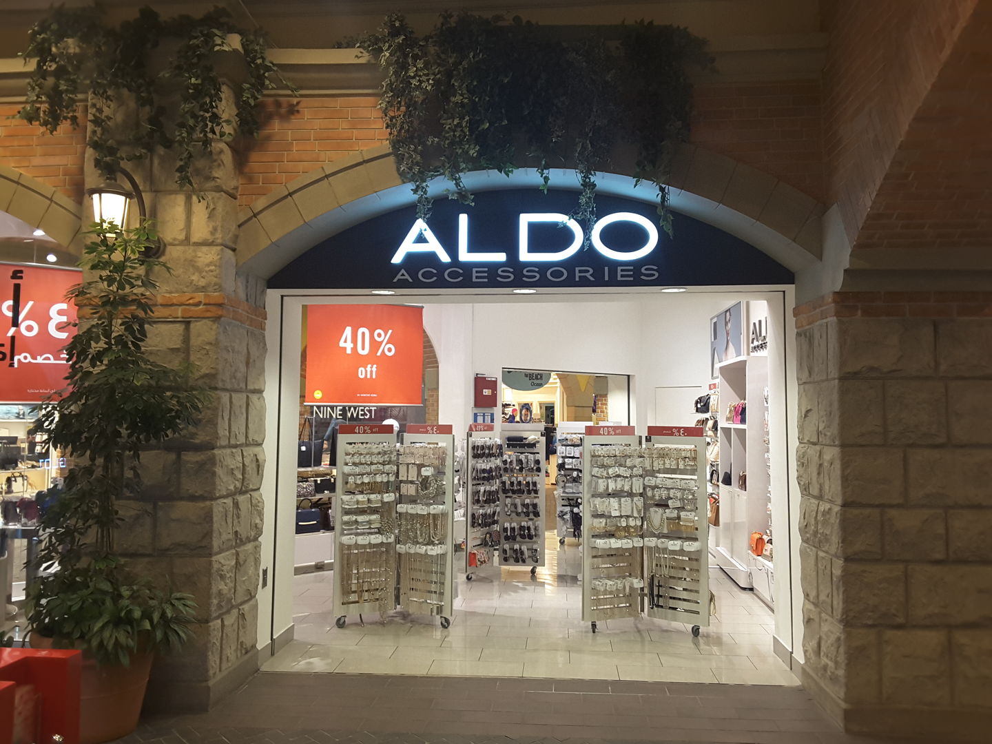 HiDubai-business-aldo-accessories-shopping-fashion-accessories-jumeirah-1-dubai-2