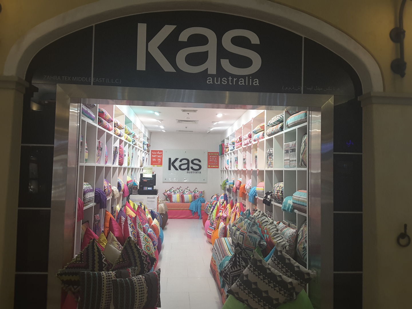 HiDubai-business-kas-shopping-furniture-decor-jumeirah-1-dubai