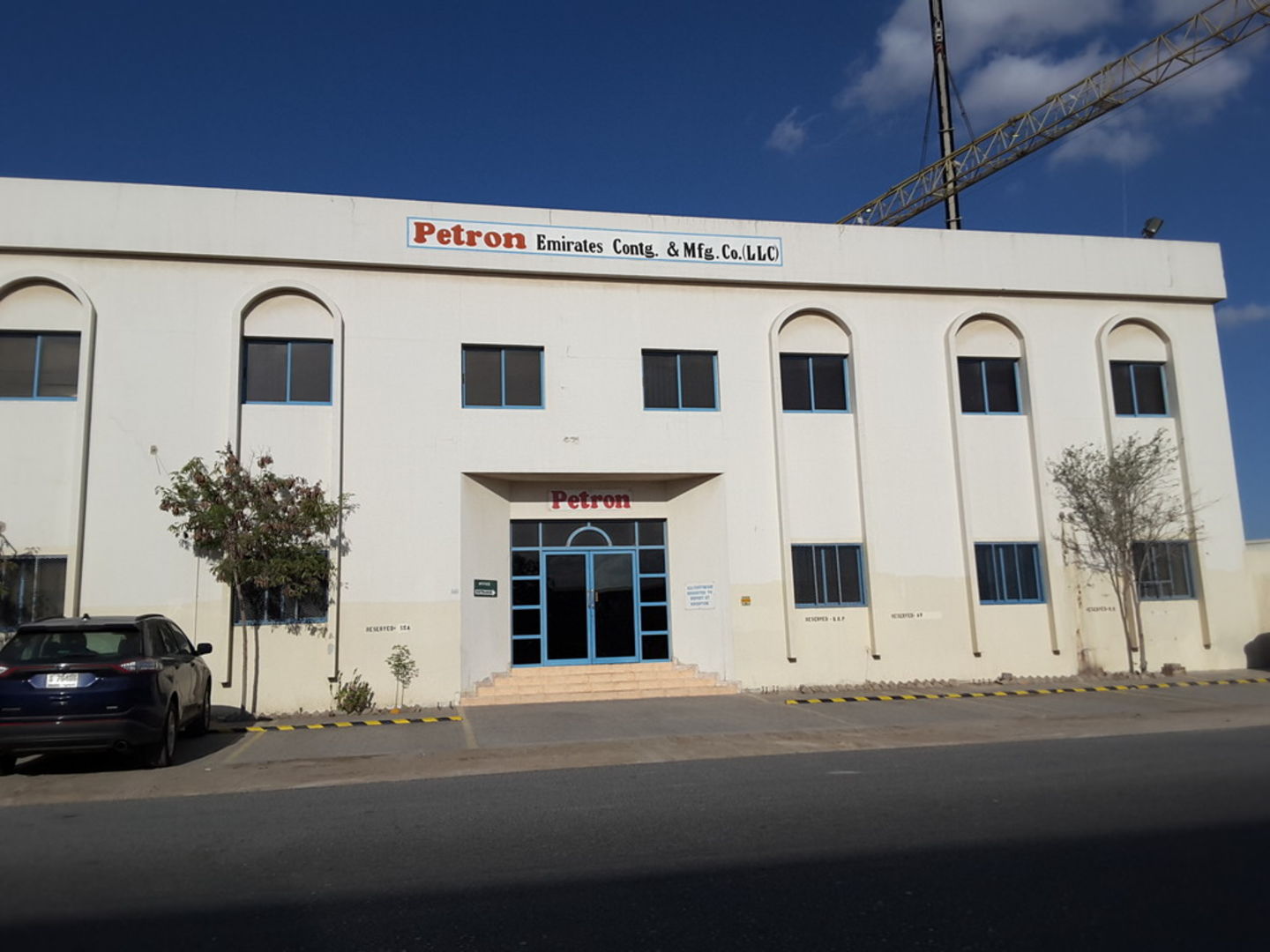 HiDubai-business-petron-emirates-unit-construction-heavy-industries-construction-renovation-al-quoz-industrial-4-dubai-2