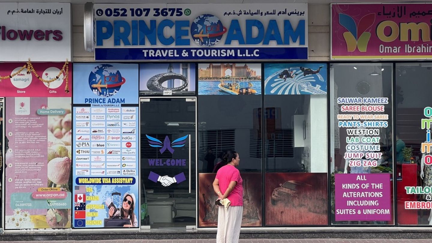 HiDubai-business-prince-adam-travel-tourism-hotels-tourism-travel-ticketing-agencies-al-karama-dubai