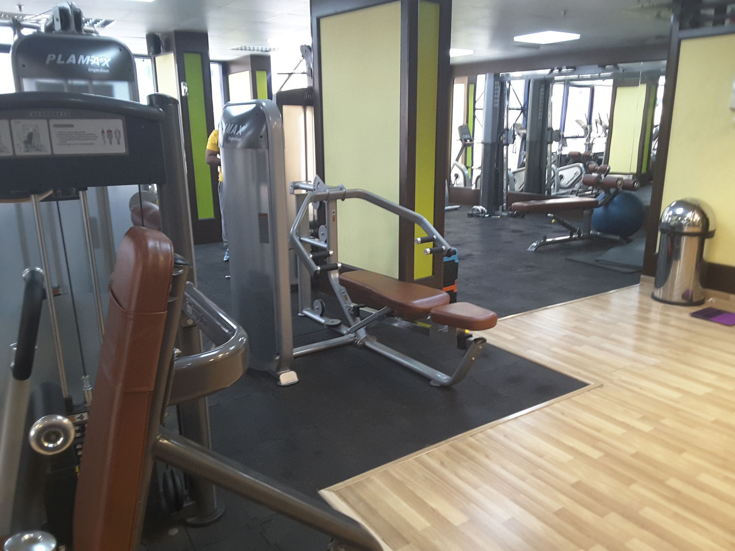 HiDubai-business-cardio-fitness-sports-fitness-gyms-fitness-centres-pools-al-barsha-1-dubai-2