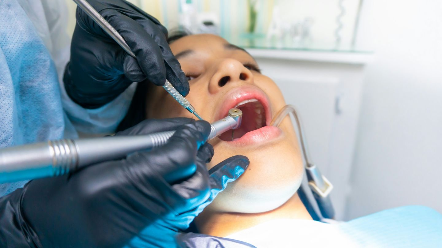 HiDubai-business-dr-mohammed-asif-al-fahim-dental-clinic-beauty-wellness-health-hospitals-clinics-al-sabkha-dubai