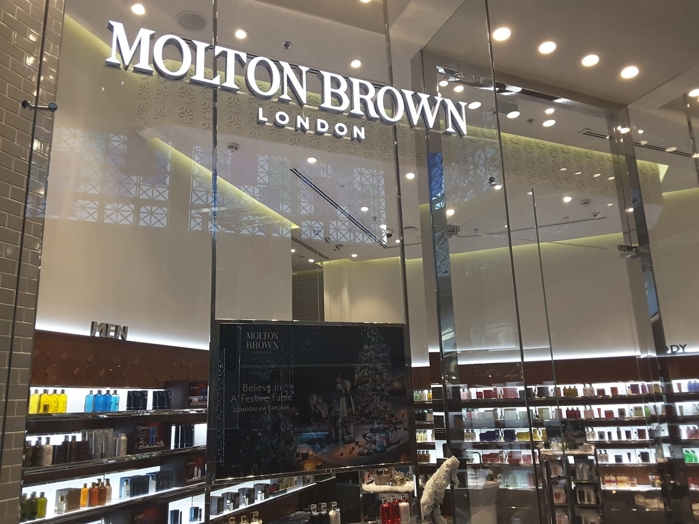HiDubai-business-molton-brown-shopping-fashion-accessories-mirdif-dubai-2